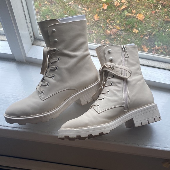 Dolce Vita Ivory Lottie Combat Boots - Picture 16 of 17